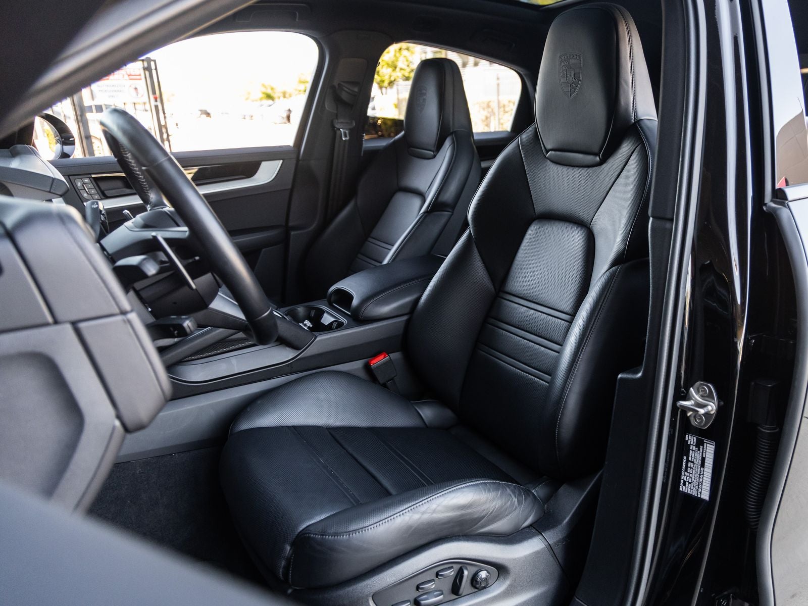 2024 Porsche Cayenne Coupe S