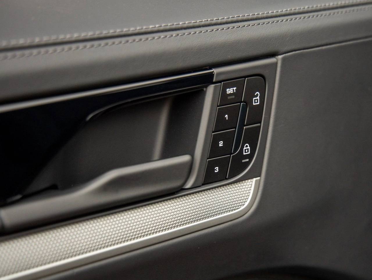 2026 Porsche Cayenne Coupe Cayenne S Coupe