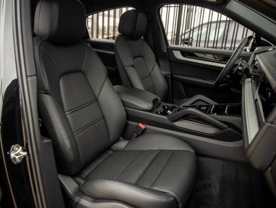 2026 Porsche Cayenne Coupe Cayenne S Coupe