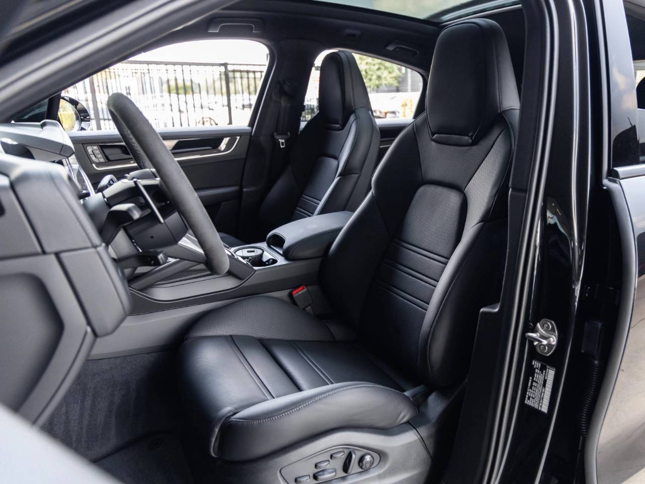 2026 Porsche Cayenne Cayenne S Coupe