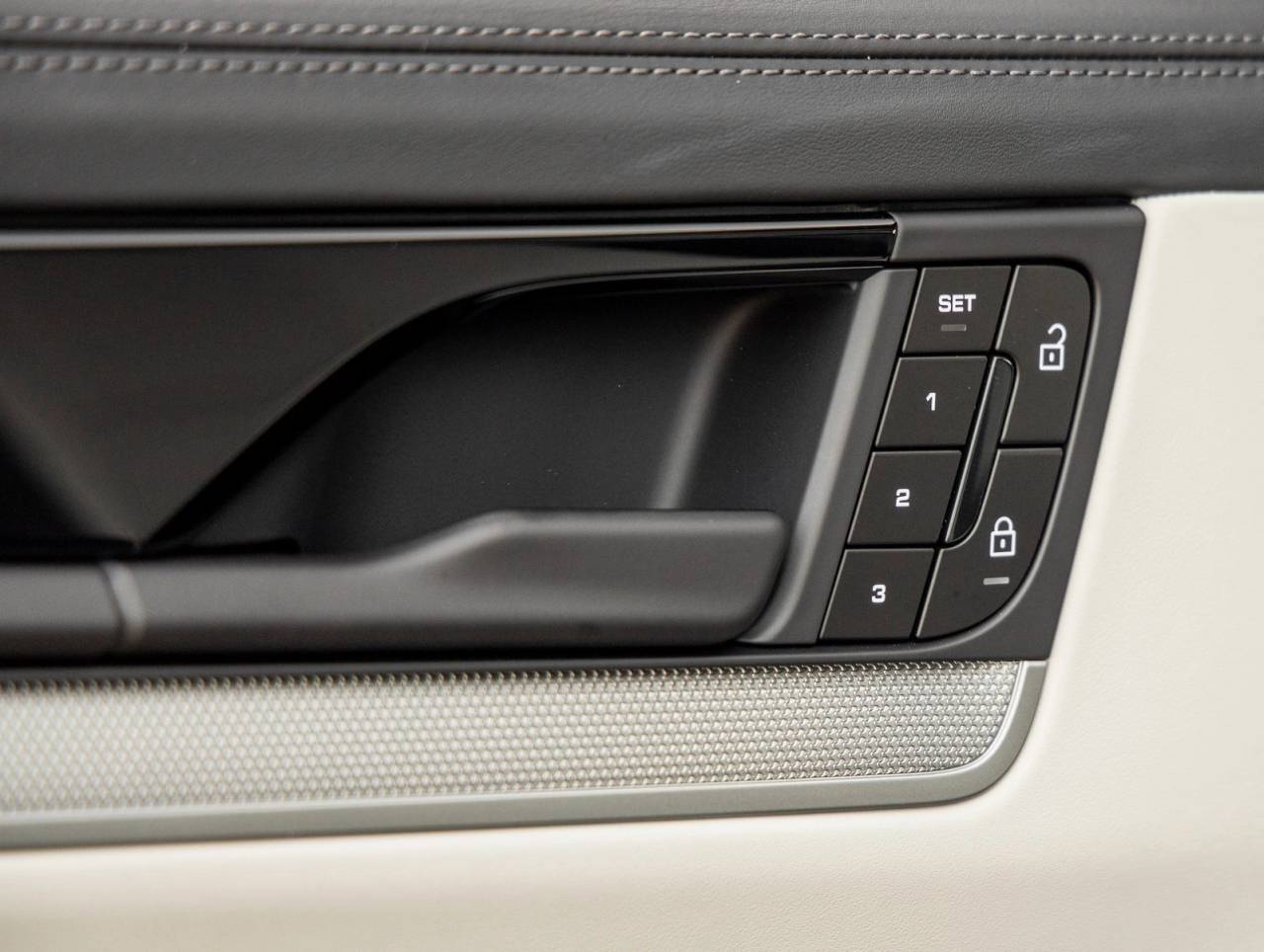 2026 Porsche Cayenne Coupe Cayenne S Coupe