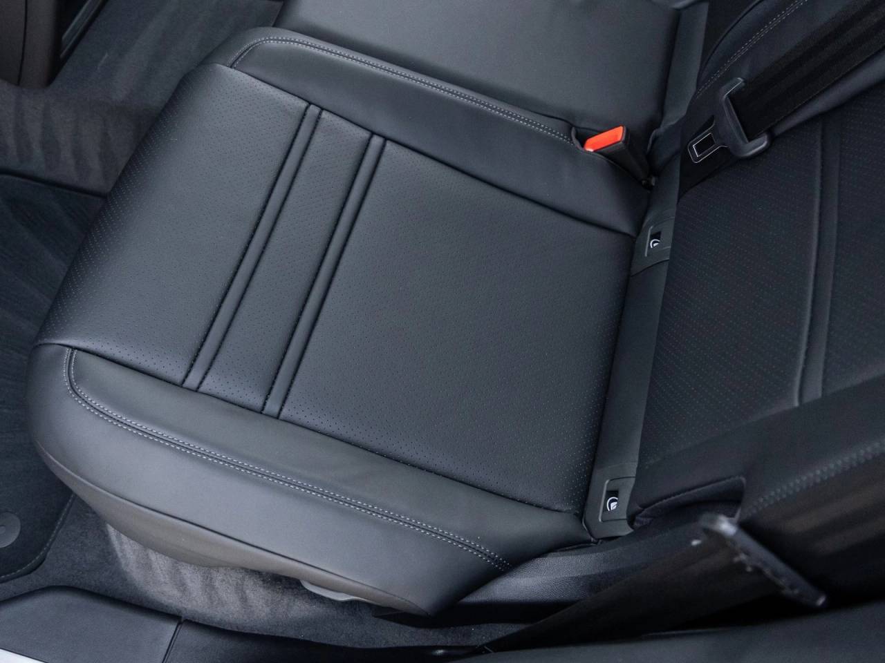 2026 Porsche Cayenne Coupe Cayenne S Coupe