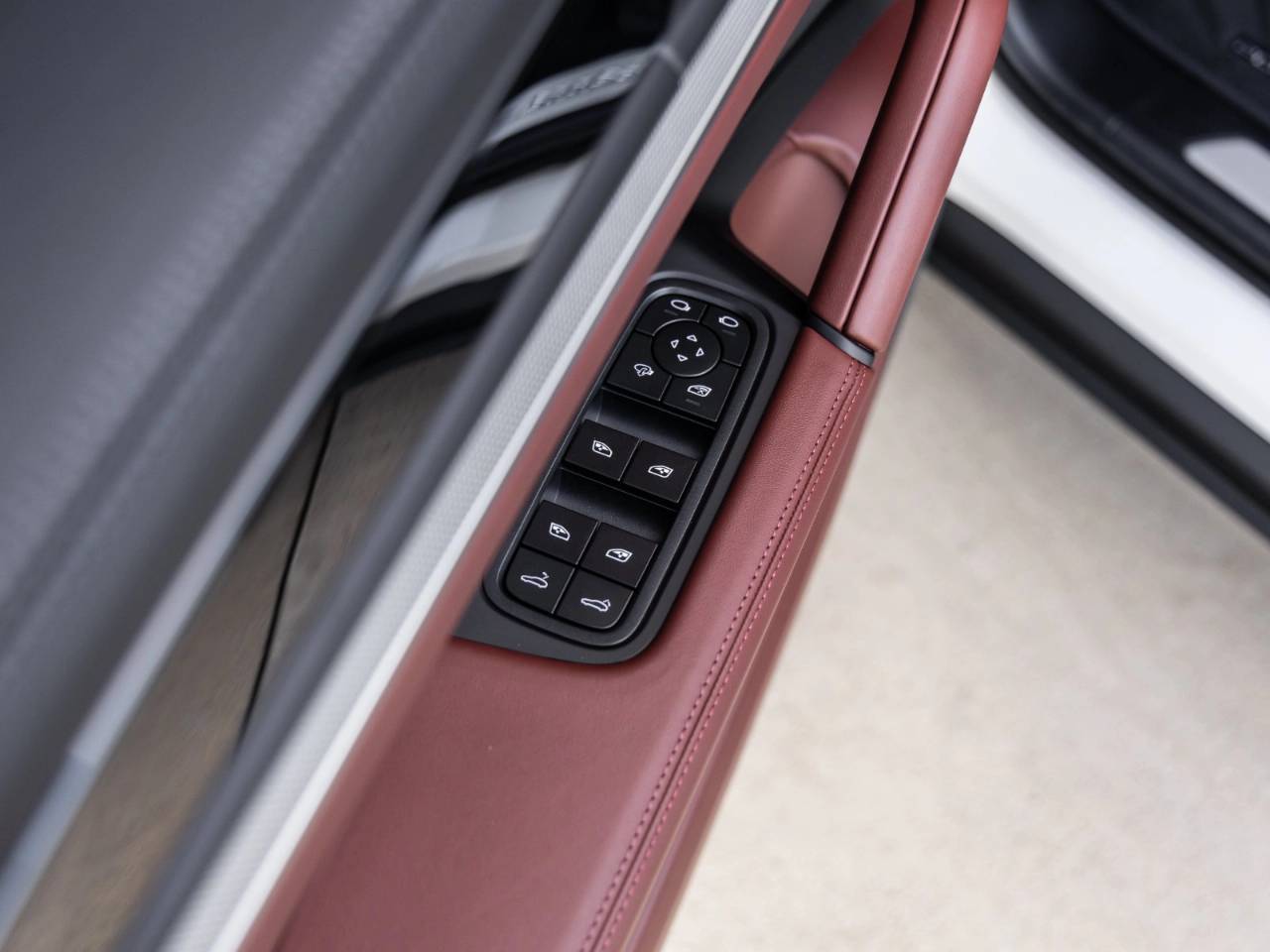 2026 Porsche Cayenne Cayenne S Coupe