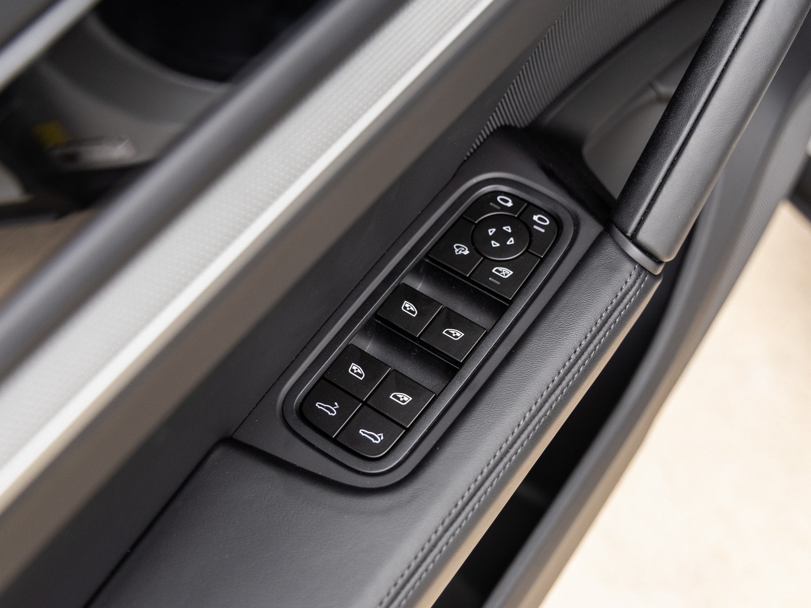 2026 Porsche Cayenne Coupe Cayenne S Coupe