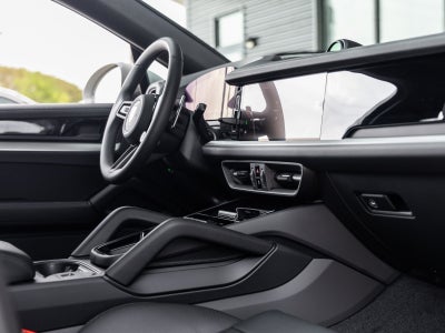 2026 Porsche Cayenne Coupe Cayenne S Coupe