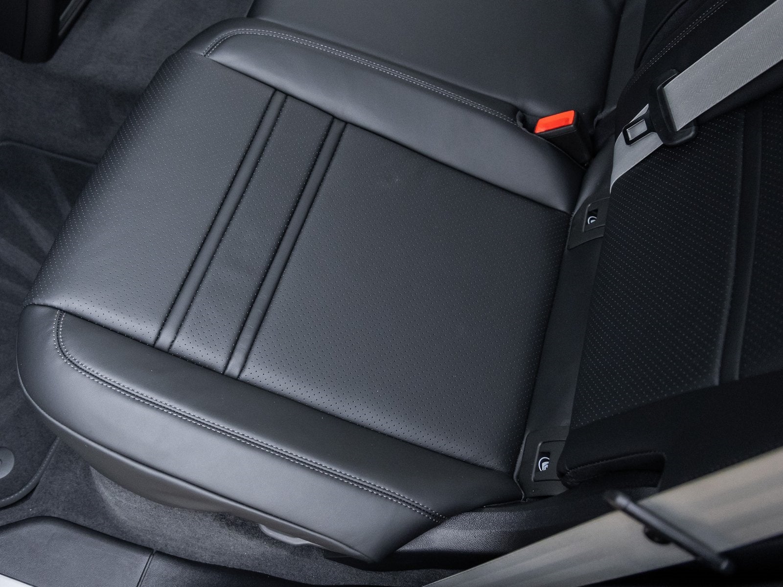 2026 Porsche Cayenne Coupe Cayenne S Coupe