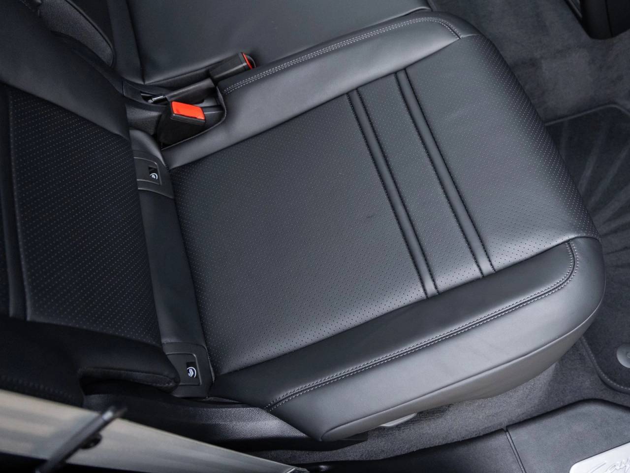 2026 Porsche Cayenne Coupe Cayenne S Coupe