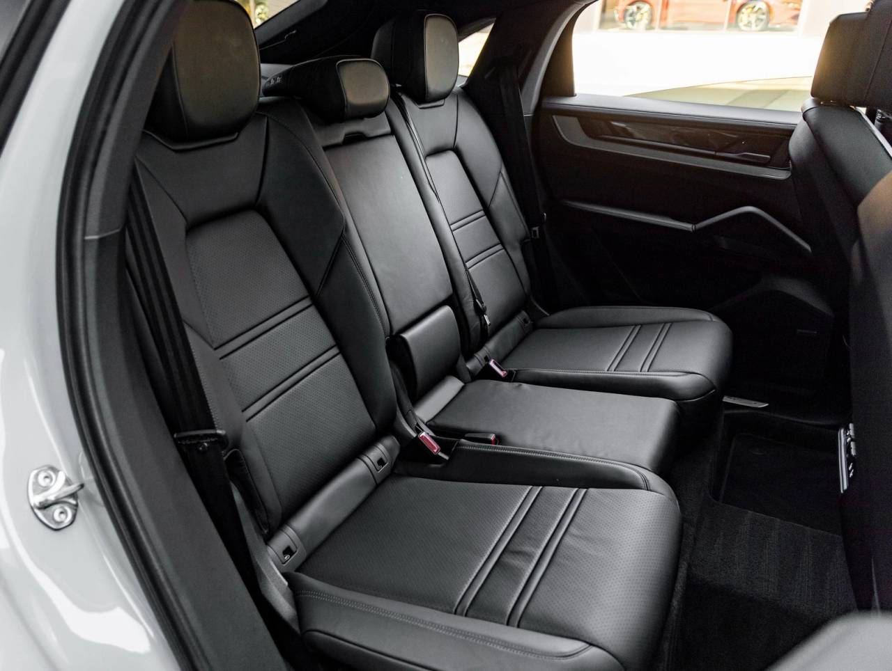 2026 Porsche Cayenne Coupe Cayenne S Coupe