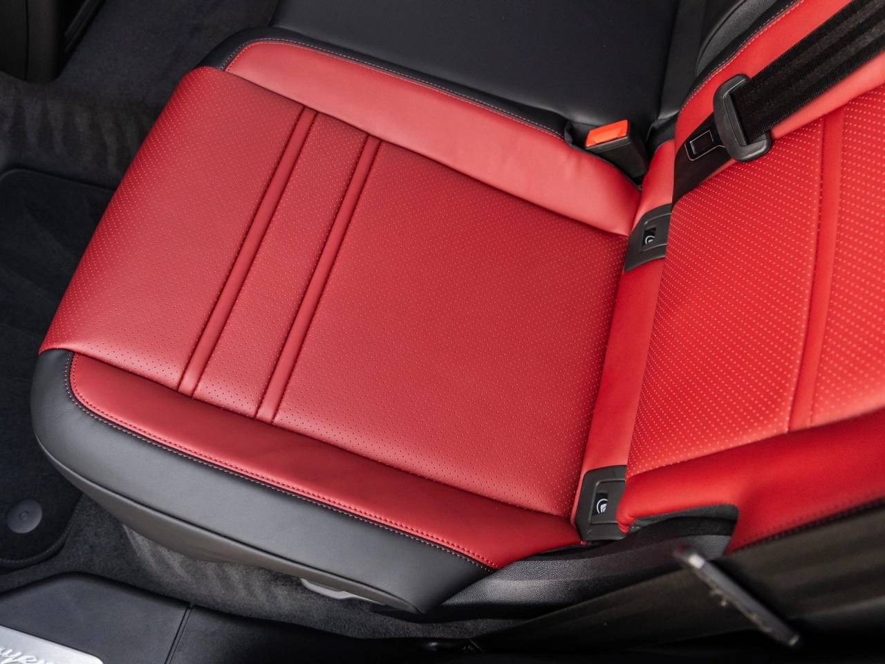 2026 Porsche Cayenne Coupe Cayenne S Coupe