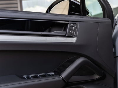 2026 Porsche Cayenne Cayenne S Coupe
