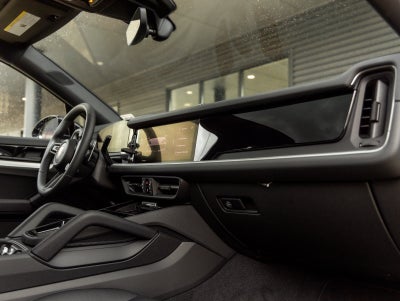 2027 Porsche Cayenne Cayenne S Coupe