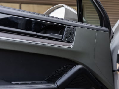 2024 Porsche Cayenne Coupe Cayenne S Coupe