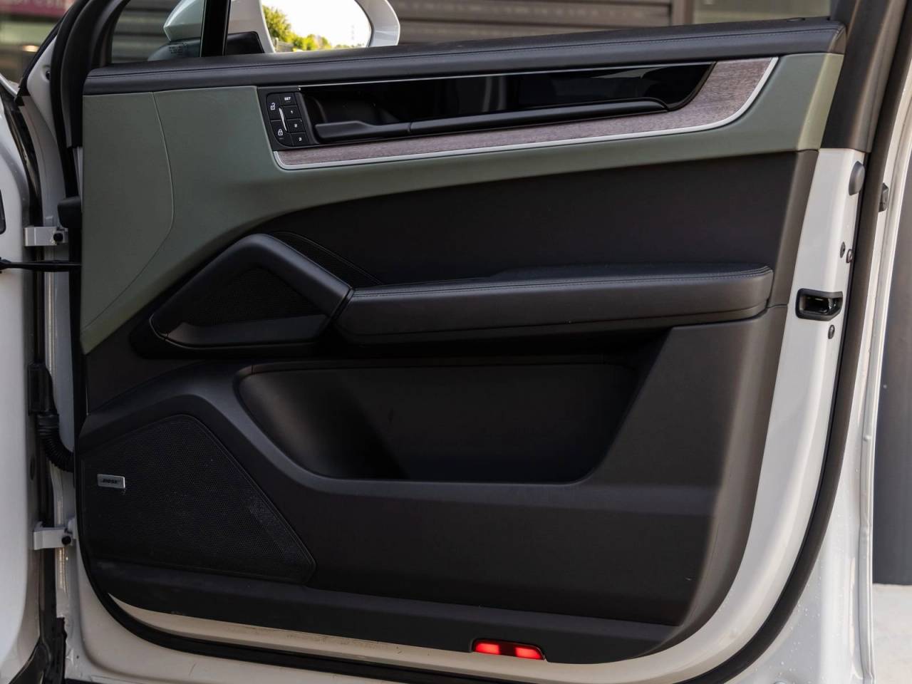 2024 Porsche Cayenne S Coupe