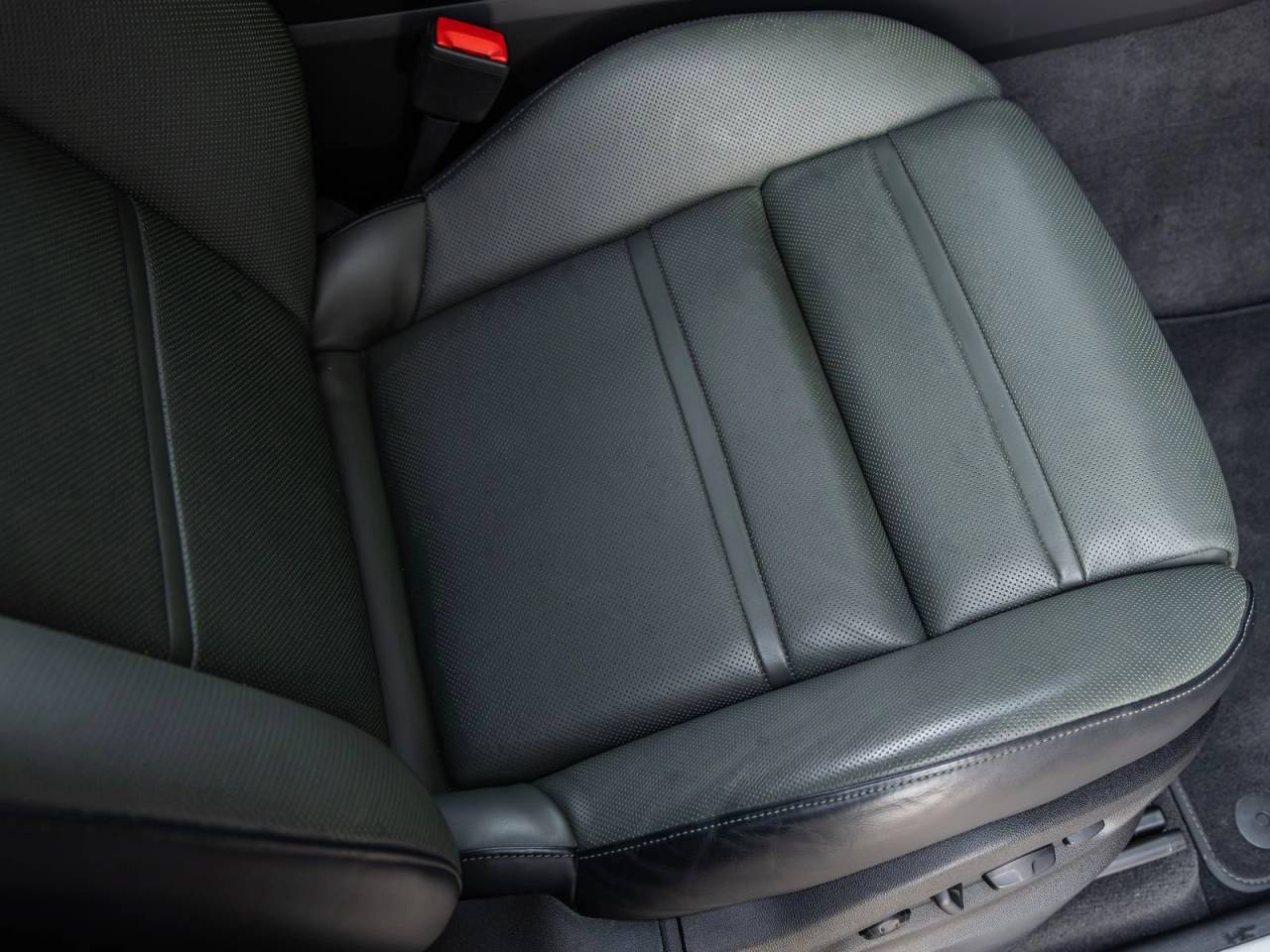 2024 Porsche Cayenne S Coupe