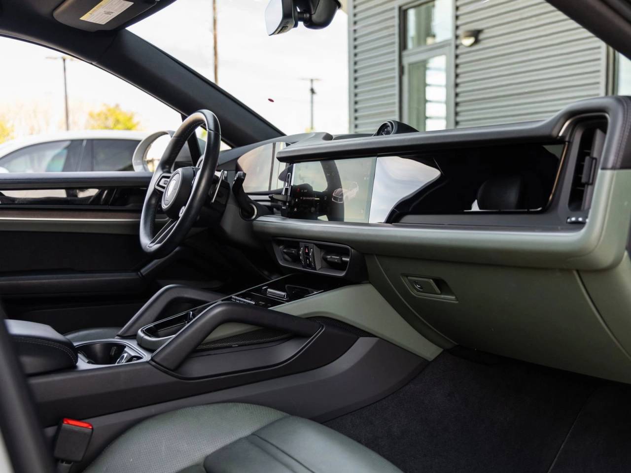 2024 Porsche Cayenne S Coupe