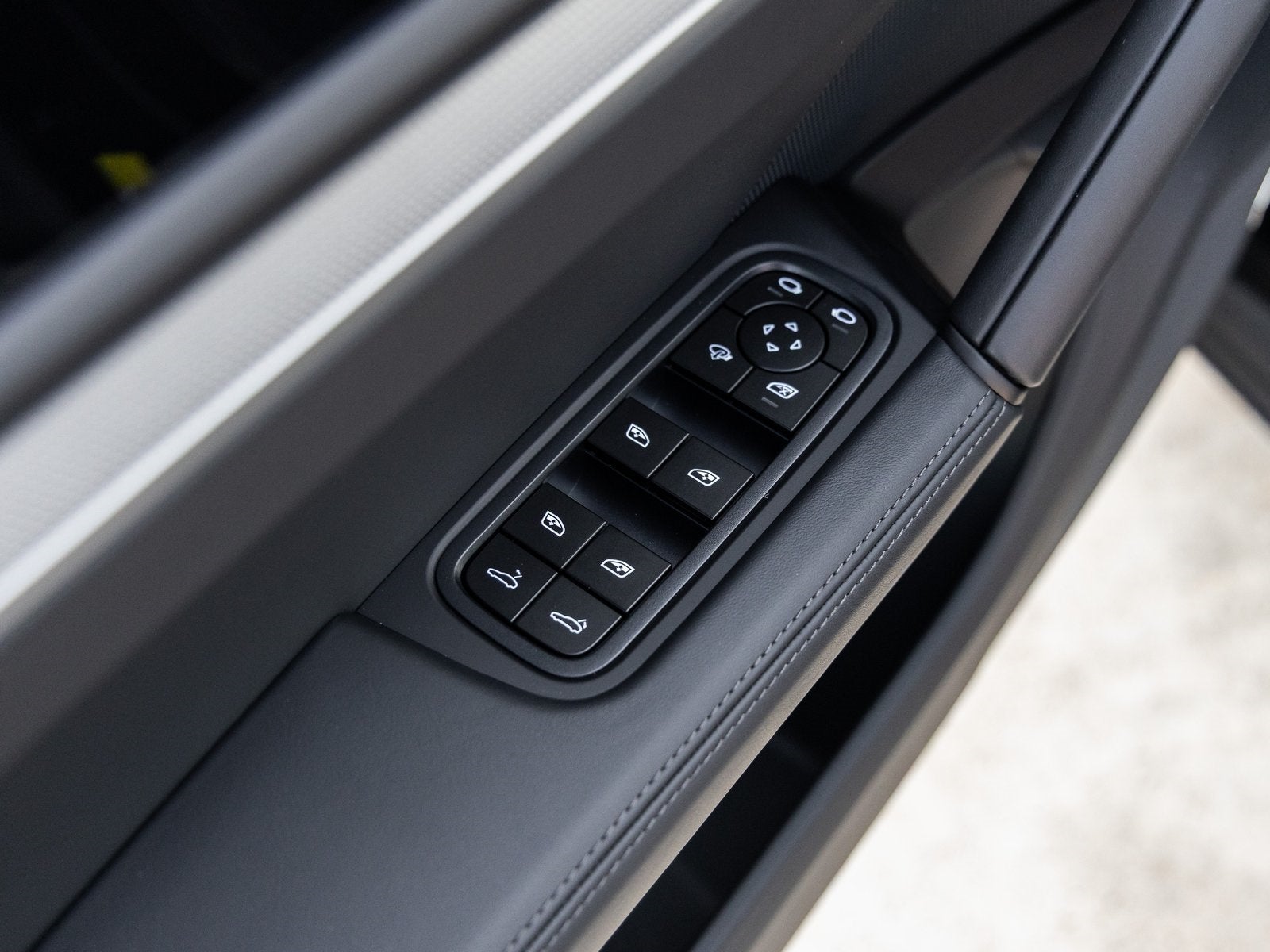 2026 Porsche Cayenne Coupe Cayenne S Coupe