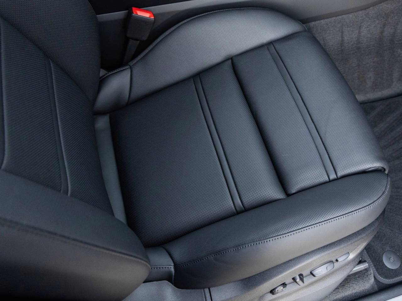 2026 Porsche Cayenne Coupe Cayenne S Coupe