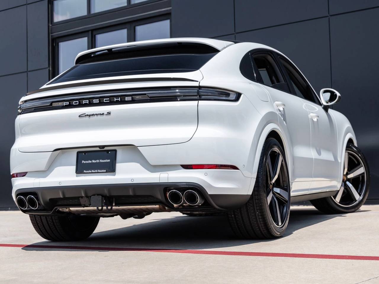 2025 Porsche Cayenne S Coupe