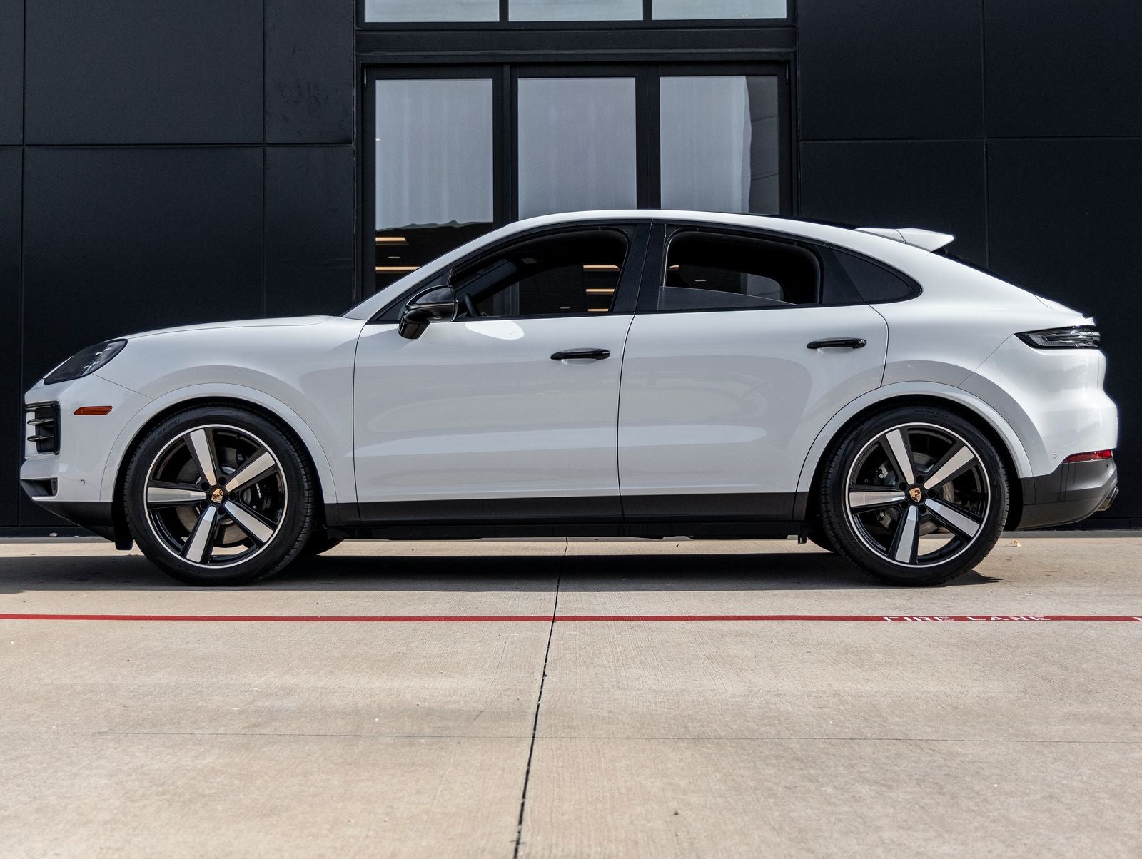 2025 Porsche Cayenne Cayenne S Coupe