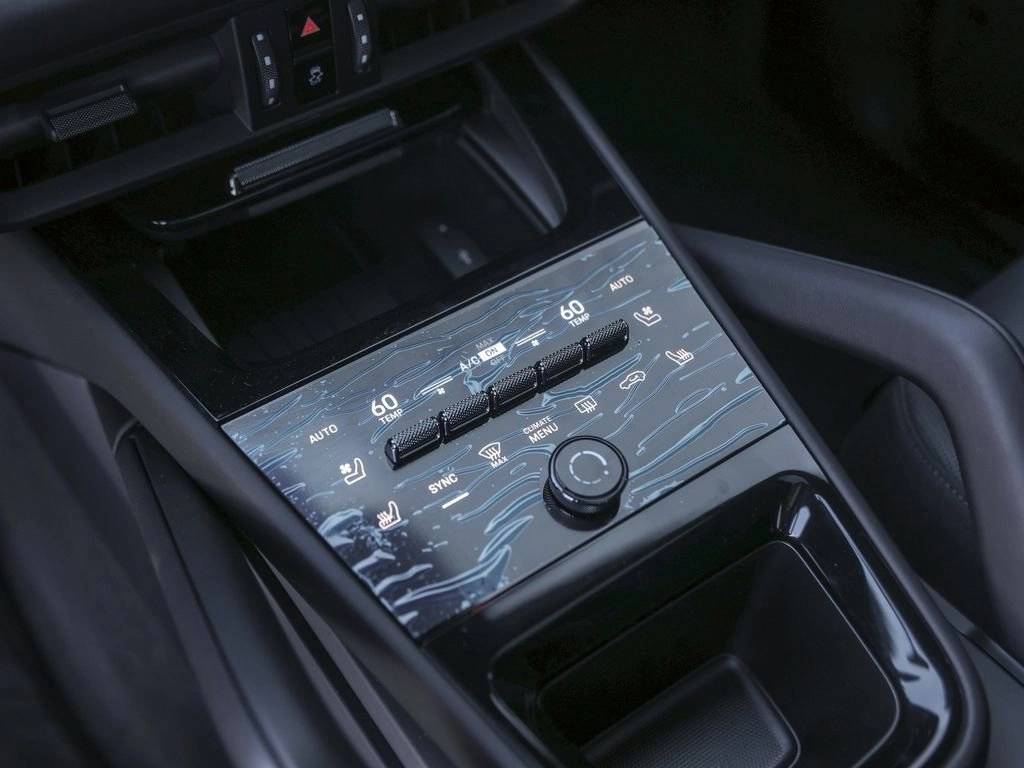 2025 Porsche Cayenne S Coupe