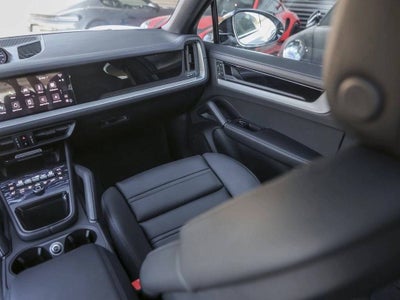 2025 Porsche Cayenne S Coupe
