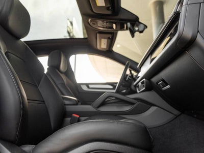 2025 Porsche Cayenne Cayenne S Coupe