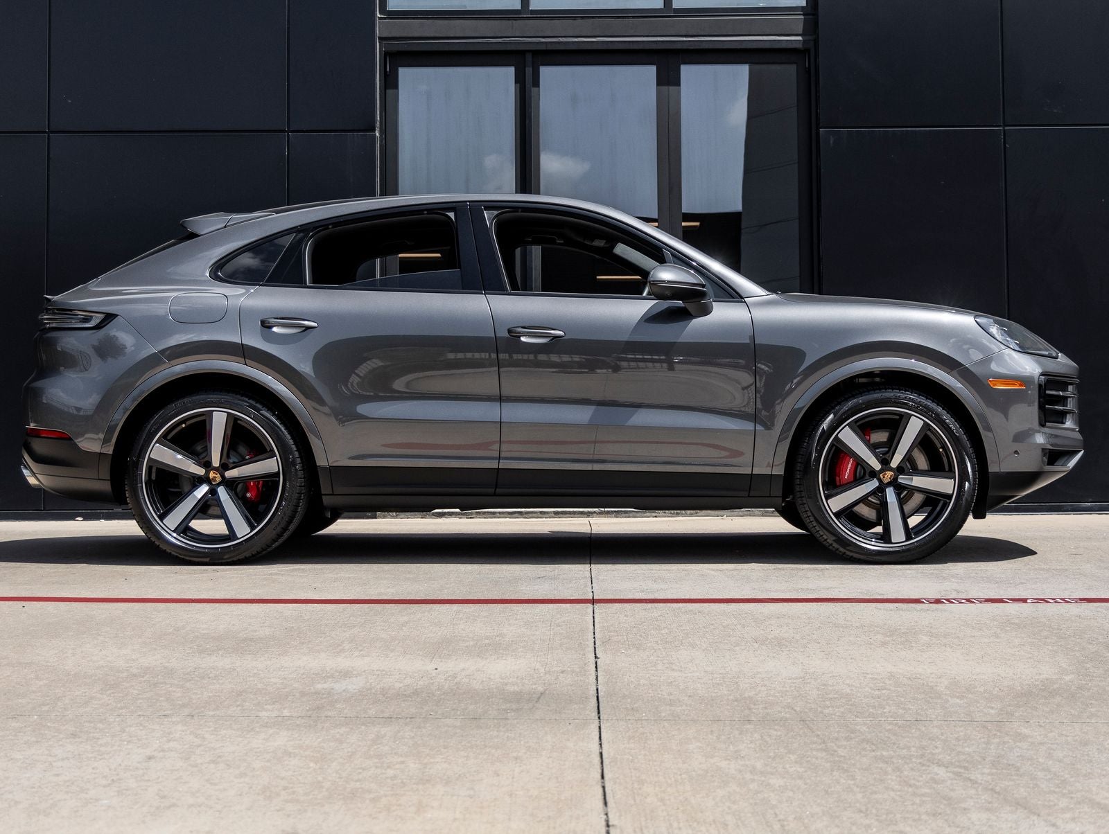 2025 Porsche Cayenne Cayenne S Coupe