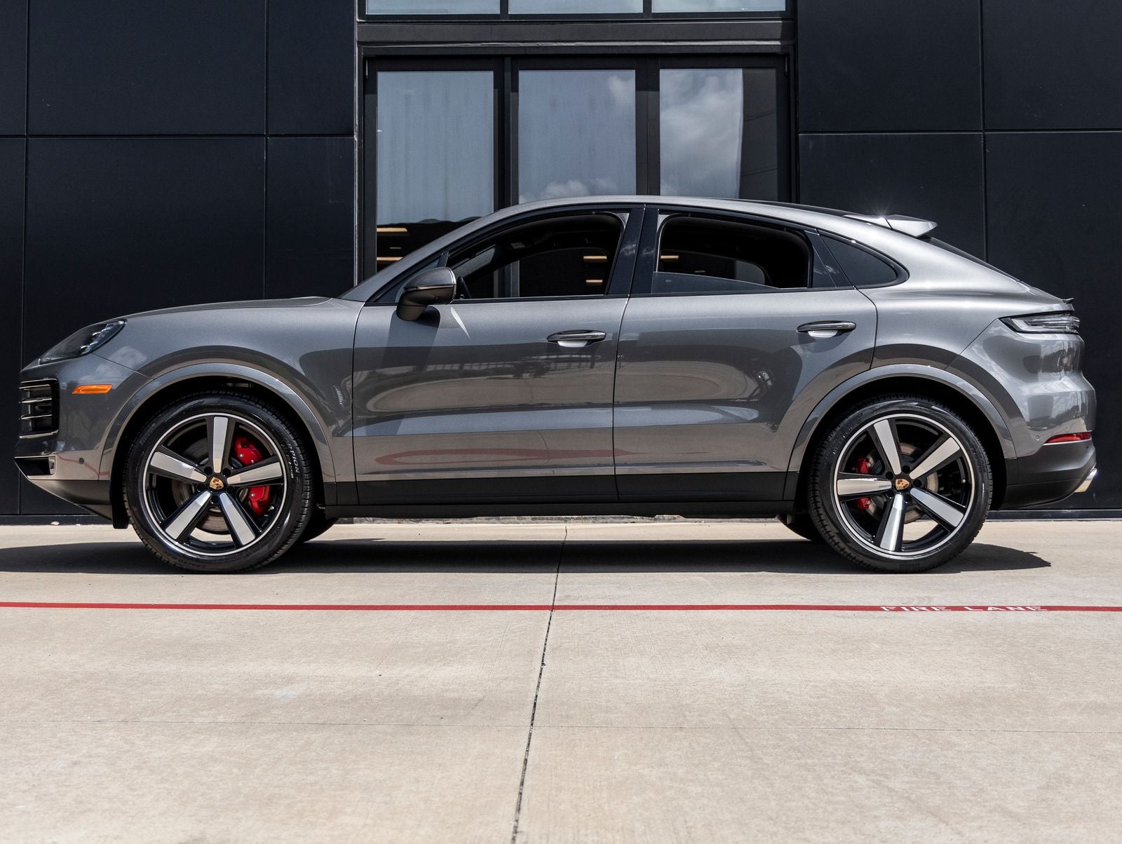2025 Porsche Cayenne Cayenne S Coupe