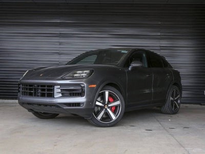 2025 Porsche Cayenne S Coupe