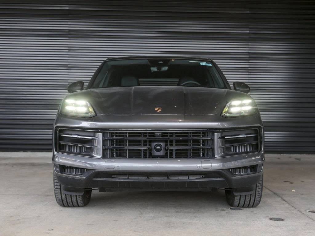 2025 Porsche Cayenne S Coupe