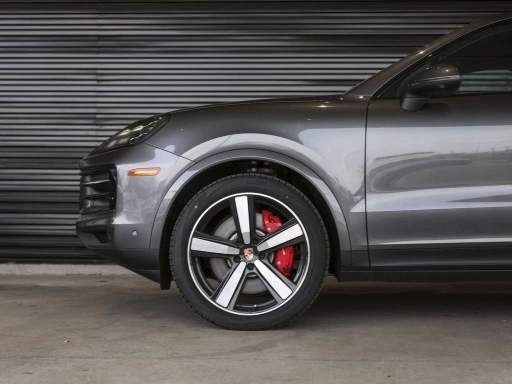 2025 Porsche Cayenne S Coupe