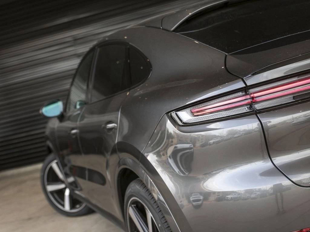 2025 Porsche Cayenne S Coupe