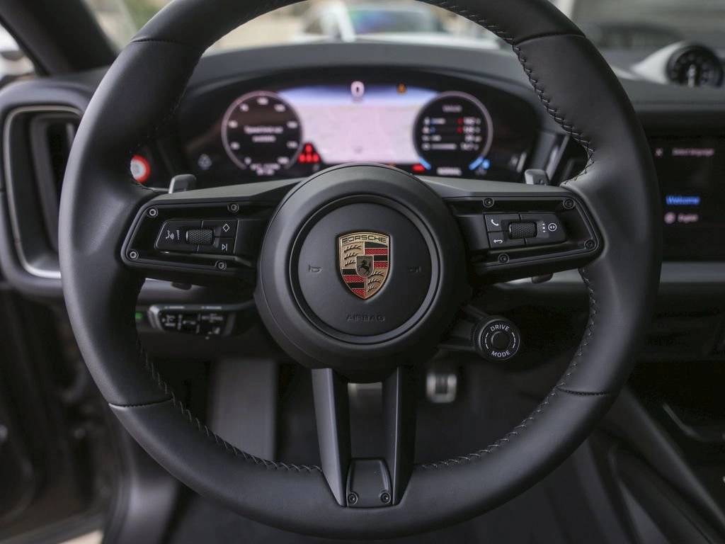 2025 Porsche Cayenne S Coupe