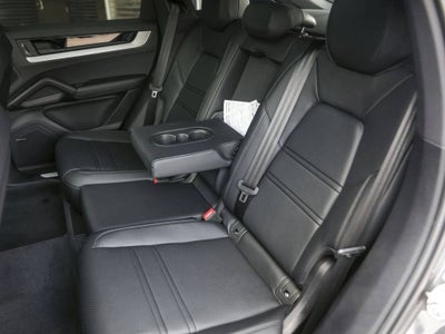 2025 Porsche Cayenne S Coupe