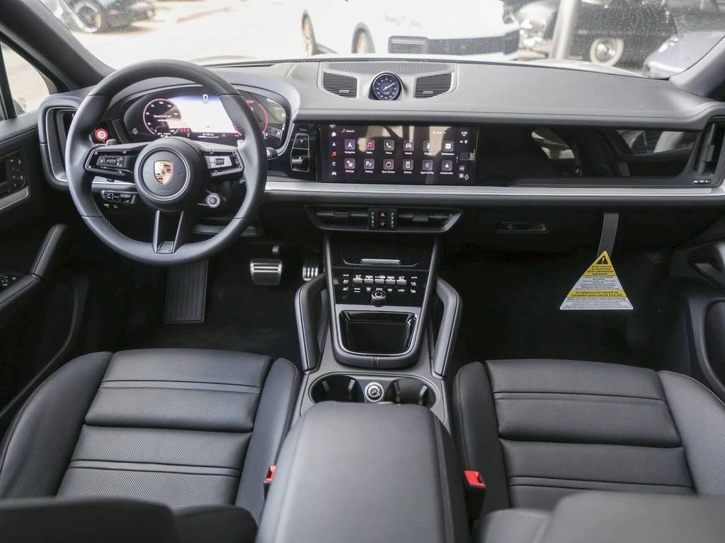 2025 Porsche Cayenne S Coupe