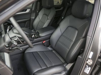 2025 Porsche Cayenne S Coupe