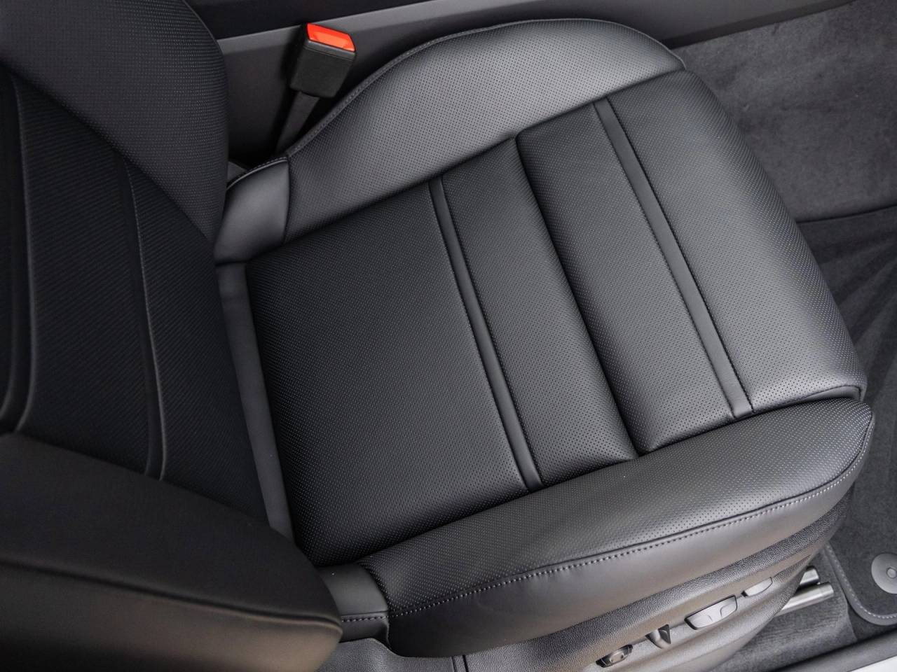 2026 Porsche Cayenne Coupe Cayenne S Coupe