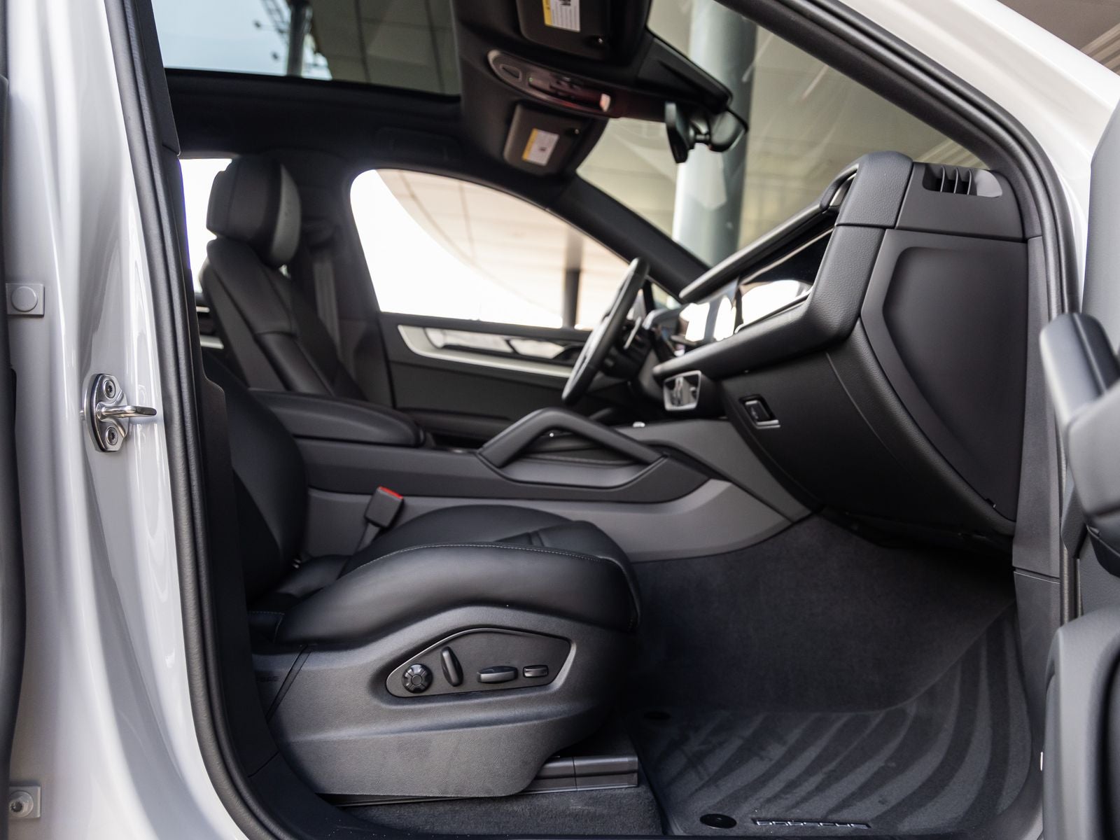 2026 Porsche Cayenne Cayenne S Coupe