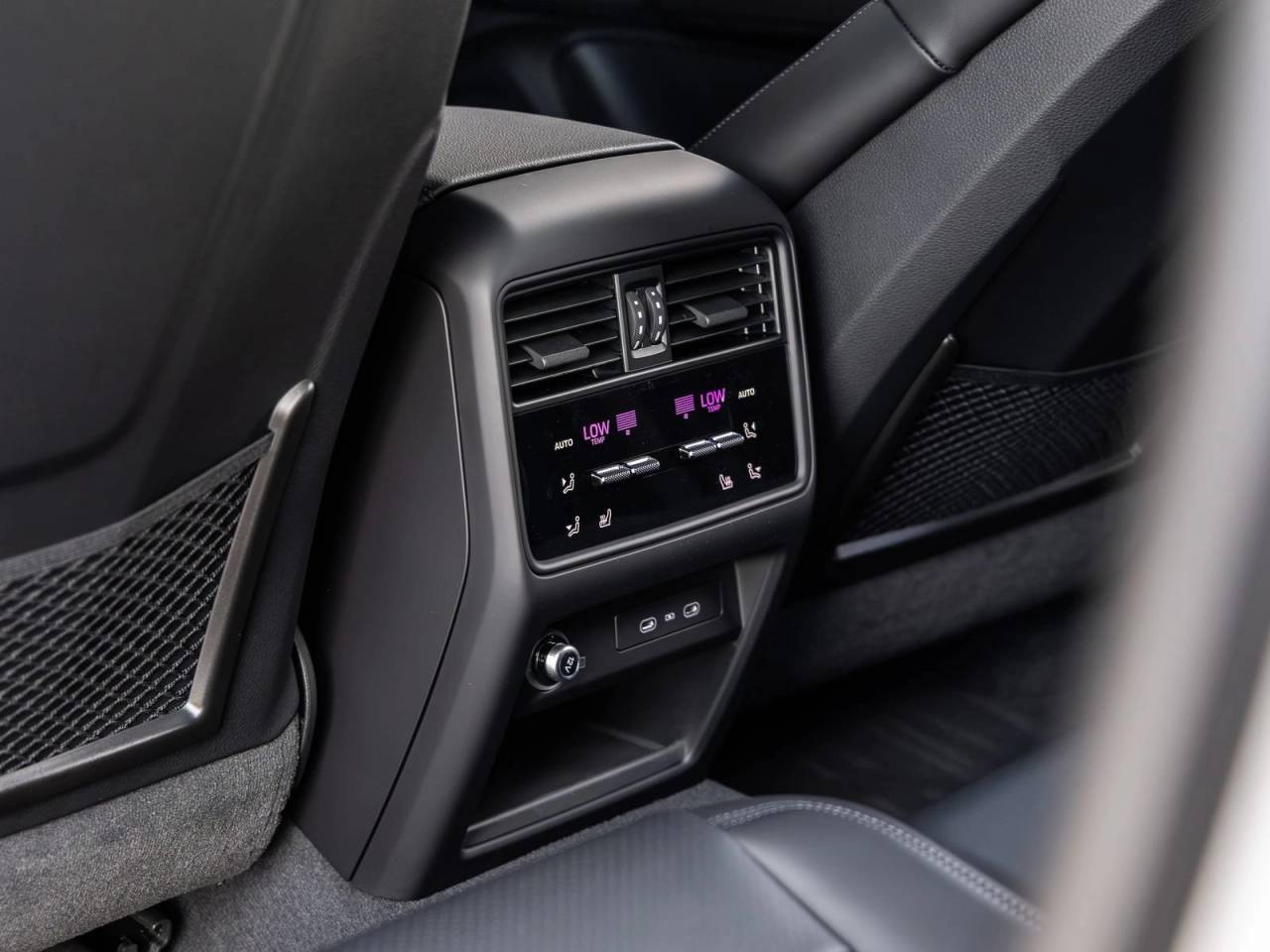 2026 Porsche Cayenne Cayenne S Coupe