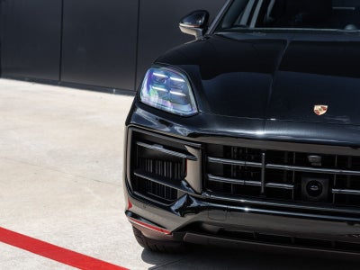 2026 Porsche Cayenne Cayenne S Coupe