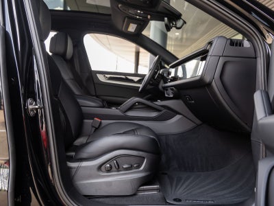 2026 Porsche Cayenne Cayenne S Coupe