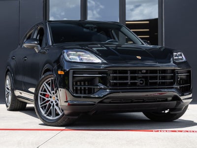 2026 Porsche Cayenne Cayenne S Coupe