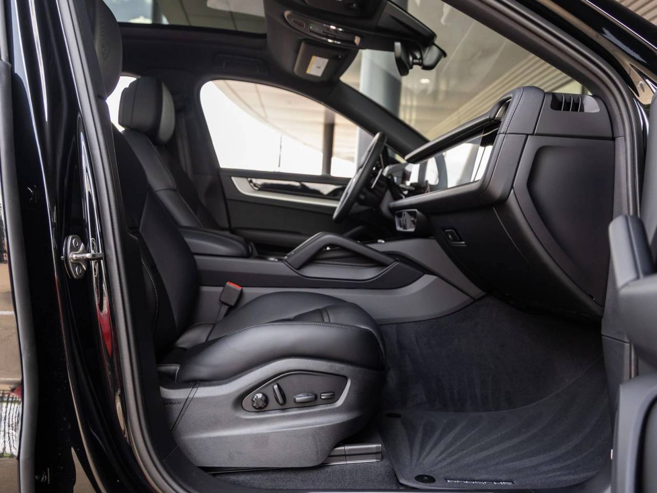 2026 Porsche Cayenne Cayenne S Coupe