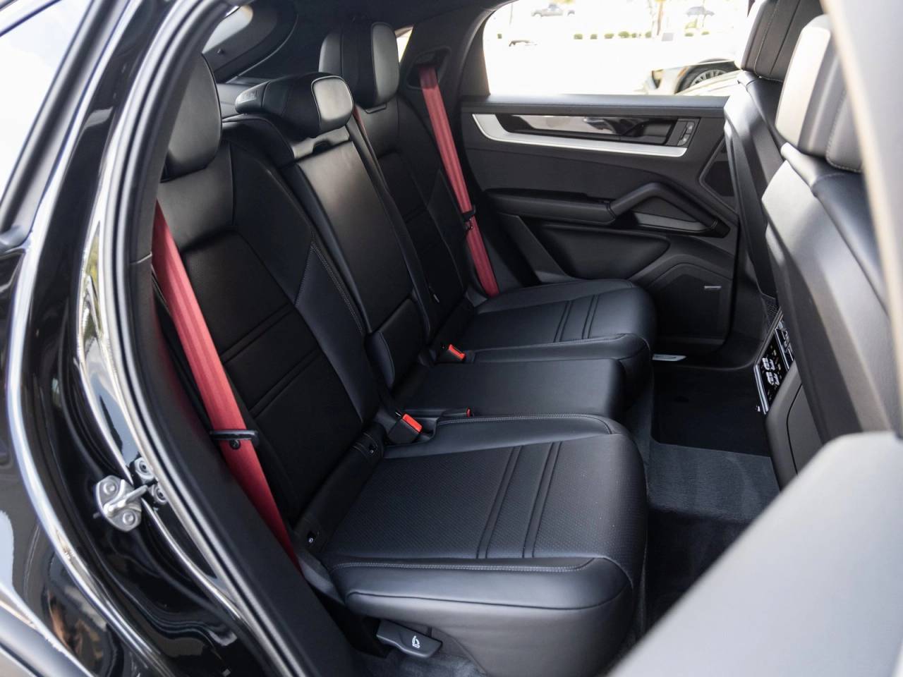 2025 Porsche Cayenne Coupe Cayenne S Coupe