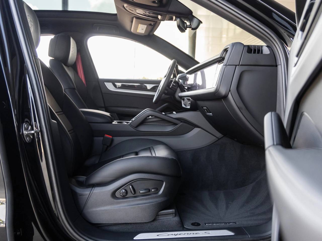 2025 Porsche Cayenne Coupe Cayenne S Coupe