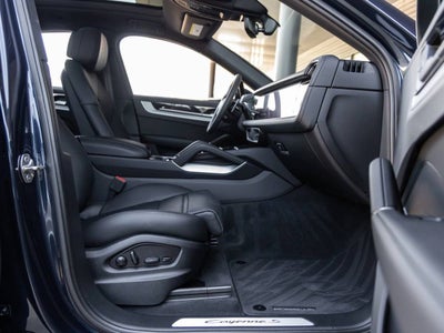 2025 Porsche Cayenne S Coupe