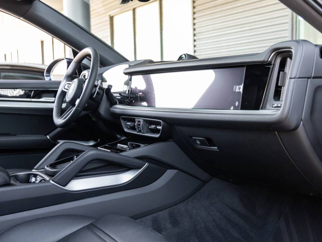 2025 Porsche Cayenne S Coupe
