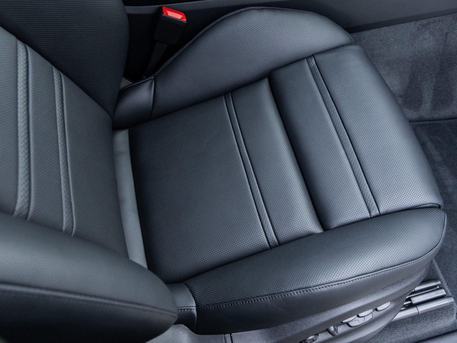 2026 Porsche Cayenne Coupe Cayenne S Coupe