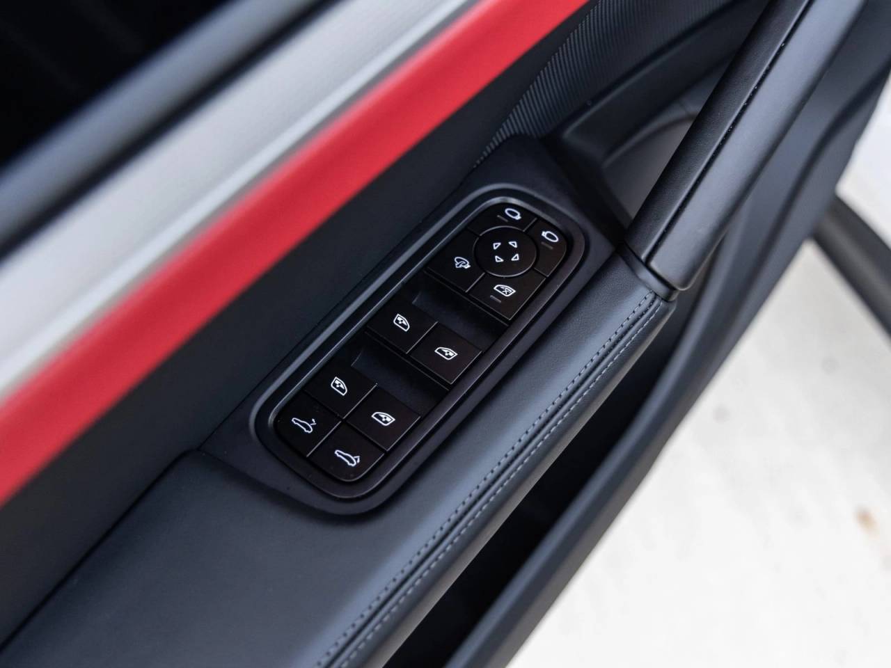 2026 Porsche Cayenne Cayenne S Coupe