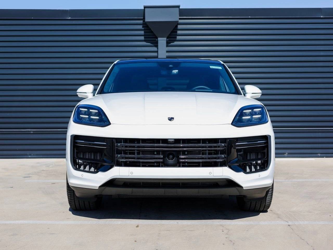 2025 Porsche Cayenne Turbo E-Hybrid Coupe